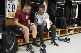 Ramiro e Cuca no vestirio da Arena Corinthians antes do jogo contra o Bahia, pelo Brasileiro