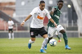 Léo durante vitória sobre o Palmeiras, pelo Brasileiro Sub-20