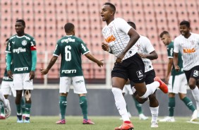 Raul marcou o nico gol do Corinthians contra o Palmeiras, pelo Brasileiro Sub-20