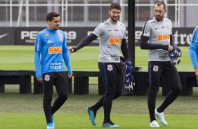 Fagner, Caque e Walter durante ltimo treino antes do duelo contra o Vasco