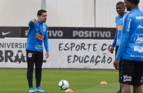 Fagner durante ltimo treino antes do duelo contra o Vasco