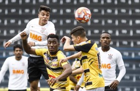 Jovem Roni durante vitória sobre o Novorizontino, pelo Campeonato Paulista Sub-20