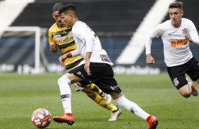 Menino Adson durante vitria sobre o Novorizontino, pelo Campeonato Paulista Sub-20