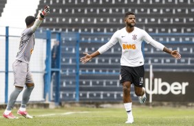 Nathan comemora gol sobre o Novorizontino, pelo Campeonato Paulista Sub-20