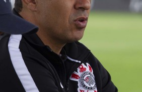 Treinador Carille durante ltimo treino antes do duelo contra o Vasco