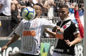 Clayson durante partida contra o Vasco, pelo Brasileiro, na Arena Corinthians