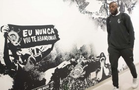 Manoel chega à Arena Corinthians para duelo contra o Vasco, pelo Brasileirão