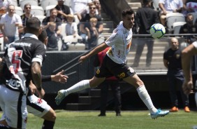 Pedrinho durante partida contra o Vasco, pelo Brasileirão, na Arena Corinthians