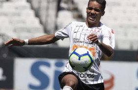 Pedrinho durante partida contra o Vasco, pelo Brasileiro, na Arena, em Itaquera