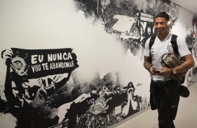 Ralf chega à Arena Corinthians para duelo contra o Vasco, pelo Brasileirão