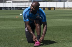 Vagner Love durante treino desta segunda-feira no CT Joaquim Grava