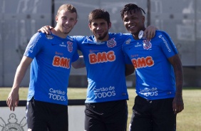 Carlos, Méndez e Jesus no último treino antes do jogo contar a Chapecoense, pelo Brasileirão