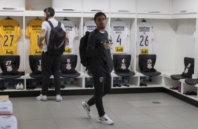 Gabriel no vestirio da Arena do Grmio, pelo Campeonato Brasileiro