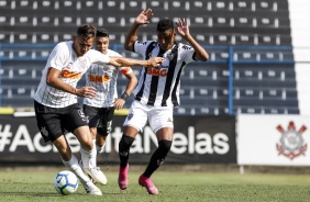 João Celeri no jogo contra o Atlético-MG, pelo Brasileirão Sub-20