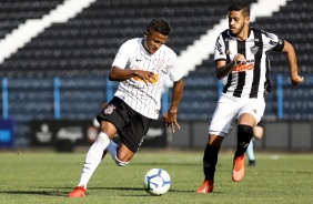 Lo Pereira no jogo contra o Atltico-MG, pelo Brasileiro Sub-20