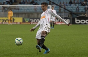 Menino Pedrinho durante jogo contra o Grmio, pelo Campeonato Brasileiro