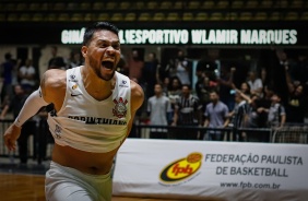 Corinthians vence Mogi por 67 a 59 e est na final do Paulista de Basquete