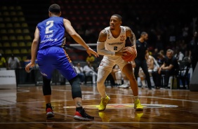 Corinthians vence Mogi por 67 a 59 e est na final do Paulista de Basquete