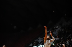 Corinthians vence Mogi por 67 a 59 e est na final do Paulista de Basquete