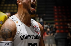 Corinthians vence Mogi por 67 a 59 e est na final do Paulista de Basquete