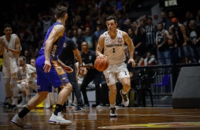 Corinthians vence Mogi por 67 a 59 e est na final do Paulista de Basquete