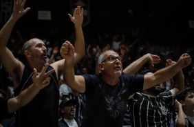 Corinthians vence Mogi por 67 a 59 e est na final do Paulista de Basquete