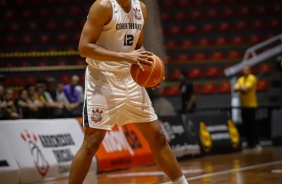 Corinthians vence Mogi por 67 a 59 e est na final do Paulista de Basquete