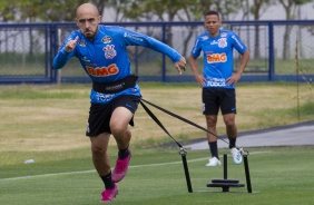Régis no treinamento desta segunda-feira no CT Joaquim Grava