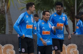 Avelar, Jadson e Gil no último treino antes de enfrentar o Athletico-PR, pelo Brasileirão