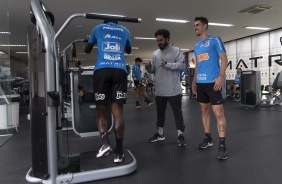 Avelar no último treino antes de enfrentar o Athletico-PR, pelo Brasileirão