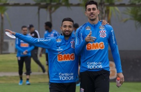 Clayson e Avelar no último treino antes de enfrentar o Athletico-PR, pelo Brasileirão