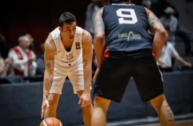 Corinthians supera Las nimas e garante a liderana do grupo B na Sul-Americana de basquete