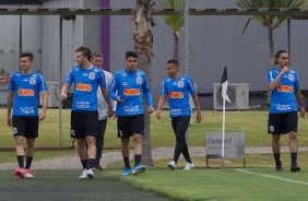 Jovens do elenco corinthiano no último treino antes de enfrentar o Athletico-PR, pelo Brasileirão