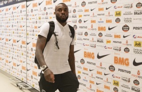 Manoel chega  Arena Corinthians para jogo contra o Athletico-PR, pelo Brasileiro