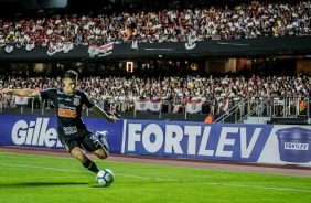 Avelar durante Majestoso deste domingo, no Morumbi, pelo Brasileiro