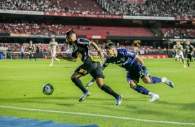 Clayson durante Majestoso deste domingo, no Morumbi, pelo Brasileiro