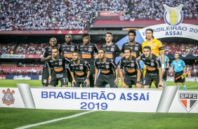 Elenco alvinegro durante Majestoso deste domingo, no Morumbi, pelo Brasileirão