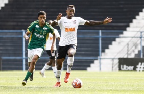 Felipe Torres durante jogo contra o Guarani pelo Campeonato Paulista Sub-20