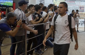 Gabriel chega ao Morumbi para jogo contra o So Paulo, pelo Campeonato Brasileiro