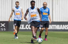 Carlos, Renê e Régis iniciam preparação para duelo contra o Goiás