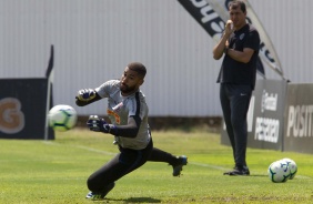 Goleiro Filipe inicia preparação para duelo contra o Goiás