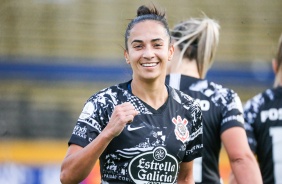 Juliete marcou um dos gols do Corinthians feminino contra o Club Ñañas, na estreia da Libertadores