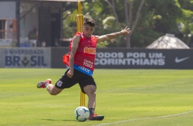 Roni inicia preparao para duelo contra o Gois