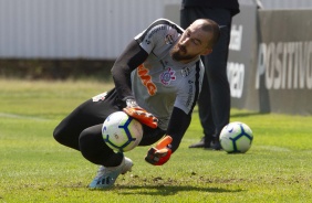 Walter inicia preparao para duelo contra o Gois