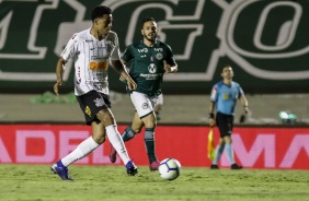 Gustagol durante o empate com o Gois no Serra Dourada