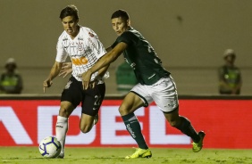 Mateus Vital durante o empate com o Goiás pelo Brasileiro