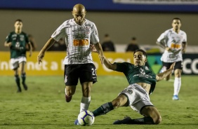 Rgis durante o jogo do Corinthians contra o Gois