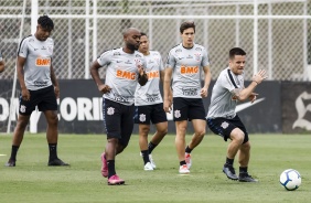 Jogadores no ltimo treino do Corinthians antes do jogo contra o Gois