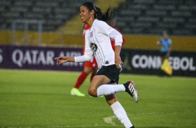 Victria feliz com seu gol contra o Amrica de Cali, pela Libertadores Feminina