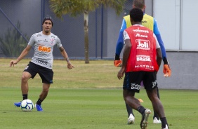 Aps derrota para o Cruzeiro, Corinthians volta aos treinos no CT Joaquim Grava